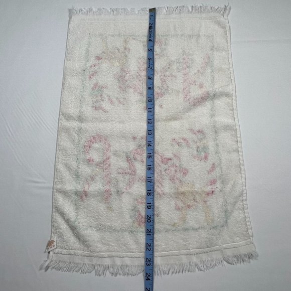 Cannon Christmas Towel 15 x 24 Candy Cane Cheer Elves and‎ Holly Vintage - Picture 5 of 7